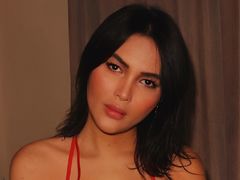 OlaYasami - shemale with black hair webcam at LiveJasmin