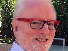 JohnGrey - male webcam at LiveJasmin