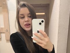 OlesyaMars from LiveJasmin