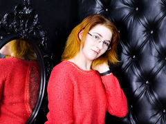 FoxOlesya - female with red hair webcam at LiveJasmin
