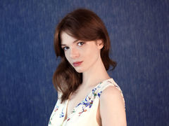 OlgaSnow - female with red hair webcam at LiveJasmin