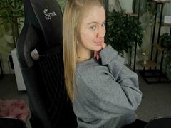 OliviaBloom from LiveJasmin