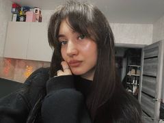 OliviaNortons - female with brown hair webcam at LiveJasmin