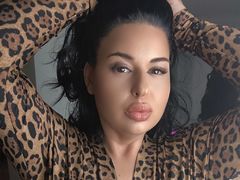 OliviaThea - female with black hair webcam at LiveJasmin