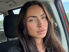 OliviaaBrownn - female with brown hair and  small tits webcam at LiveJasmin