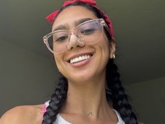 OnlyVal - female with black hair webcam at LiveJasmin