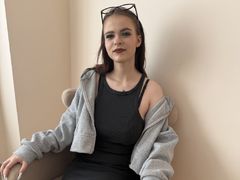 OpheliaPolonius from LiveJasmin