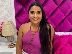 OrianaRoss - female with black hair webcam at LiveJasmin