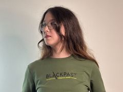 OthaKienow from LiveJasmin