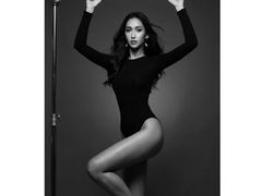 ParisMillion - shemale webcam at LiveJasmin