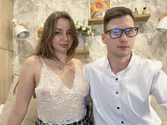 PashaAndMila - couple webcam at LiveJasmin