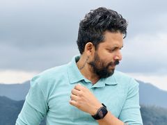 PathuAttanayaka from LiveJasmin