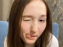 PaulFreme - female with brown hair webcam at LiveJasmin