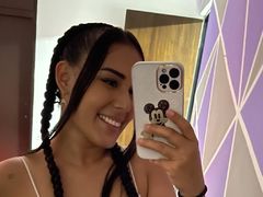 PrishilaBigchest - female with black hair and  big tits webcam at LiveJasmin
