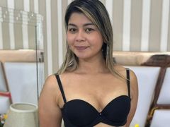 PaulaHamiltons - blond female with  big tits webcam at LiveJasmin