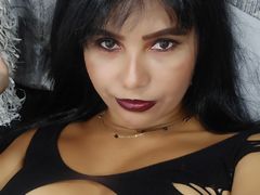 PaulaRossy - female with brown hair webcam at LiveJasmin