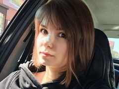 PaulaUnderwood - female with brown hair webcam at LiveJasmin