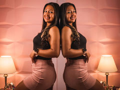 PaulinaAbrahams - female with black hair and  big tits webcam at LiveJasmin