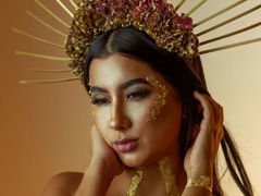 PaulinaWood - female with black hair webcam at LiveJasmin