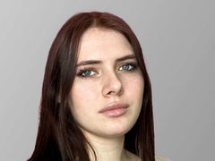 PaulineGallian from LiveJasmin