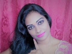 papiya - female with black hair webcam at LiveJasmin