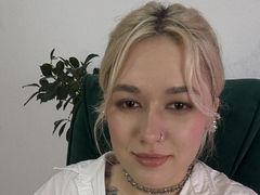 PeonaBlack from LiveJasmin