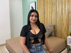 PerlaThompsons from LiveJasmin