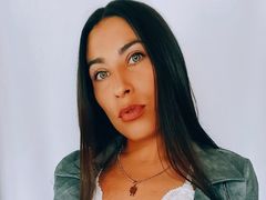 PetiPau from LiveJasmin