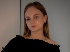 PetulaDolby from LiveJasmin