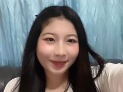 PhimChan from LiveJasmin