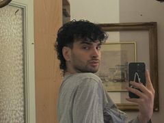 PhoenixDeluxe from LiveJasmin