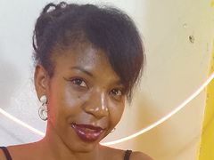 PinahGloria from LiveJasmin