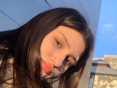 PolliMyr from LiveJasmin