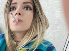 PollyBrown - blond female with  big tits webcam at LiveJasmin