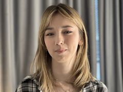 PollyPearl from LiveJasmin
