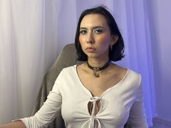PollyWelvet from LiveJasmin