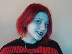 PoppyBlom from LiveJasmin