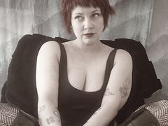 PoppyKryze from LiveJasmin