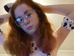 PrettyBluerose from LiveJasmin