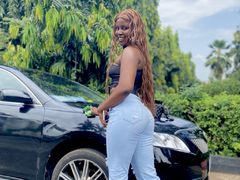 QueenHenrietta - female with black hair webcam at LiveJasmin