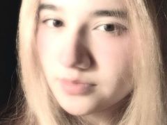 QueenieBlaze from LiveJasmin