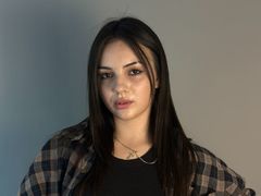 QueenieBucker from LiveJasmin