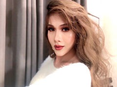 MISTRESSKinky - shemale with black hair webcam at LiveJasmin