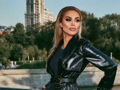 RadmilaStar - blond female with  big tits webcam at LiveJasmin
