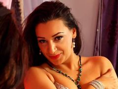 RaelleDarkstar from LiveJasmin