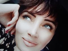 RafaellaTrueLove - female with brown hair and  big tits webcam at LiveJasmin