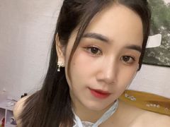 MiaJan - blond female with  big tits webcam at LiveJasmin