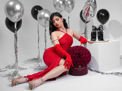 RavenFoster - female with black hair webcam at LiveJasmin