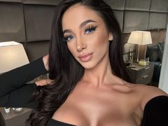 RavenSol - female with brown hair and  big tits webcam at LiveJasmin