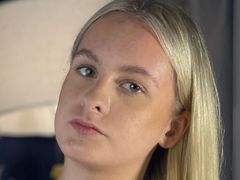 RebbecaArkins - blond female with  big tits webcam at LiveJasmin